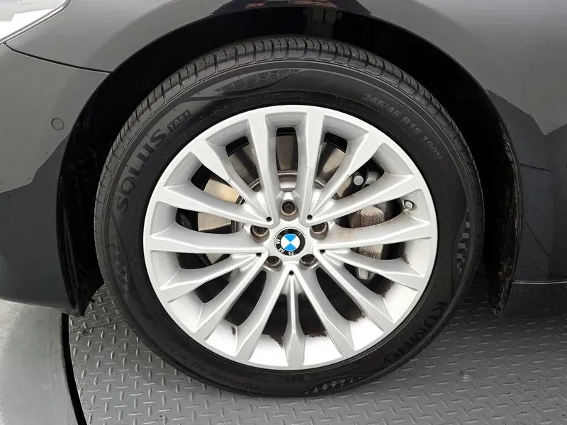 BMW 530 I XDRIVE LUXURY PLUS, снимка 5 - Автомобили и джипове - 55278176