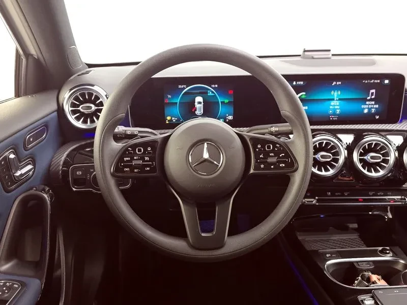 Mercedes-Benz A 220 Hatchback | Mobile.bg � ����������� 13
