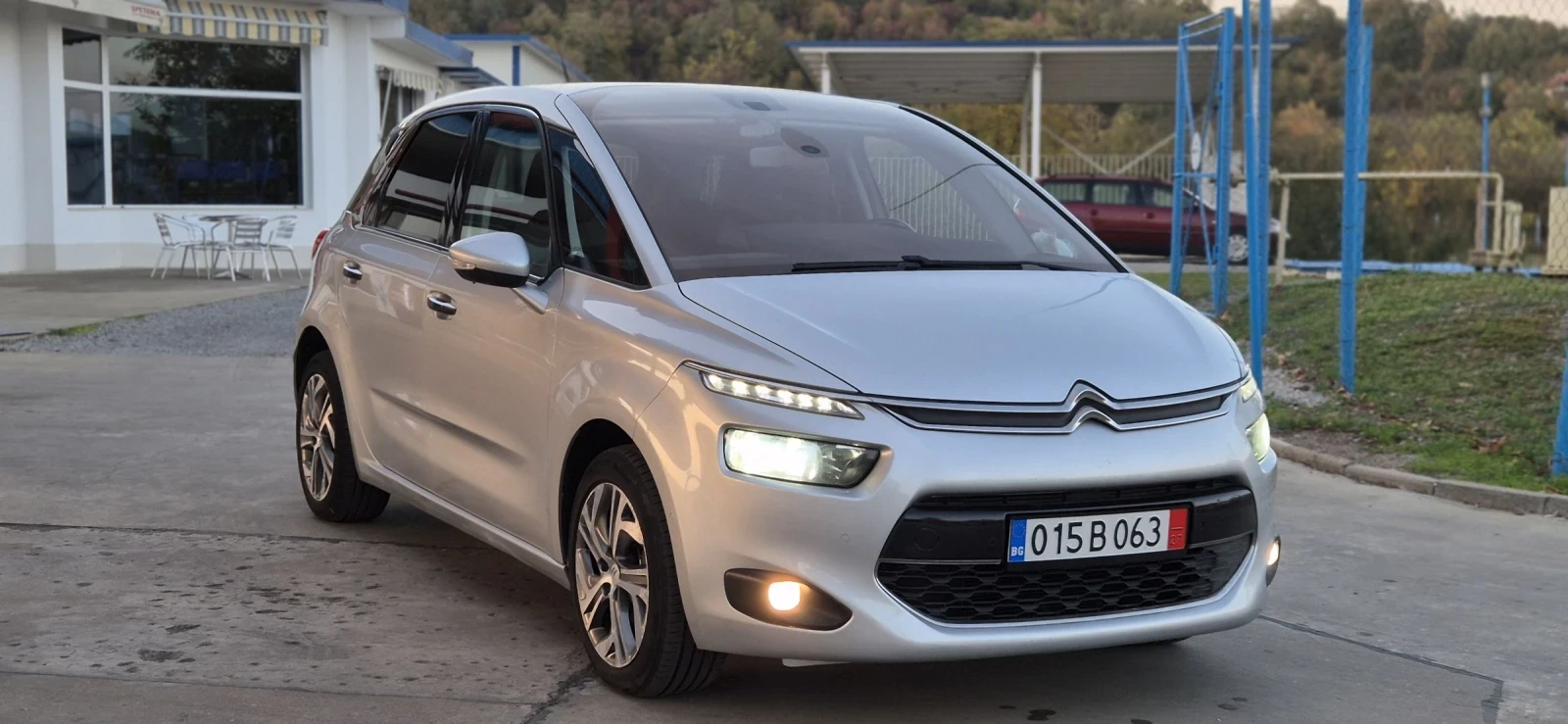 Citroen C4 Picasso 1.6HDI 114 К.С* ТОП* ВСИЧКИ ЕКСТРИ* ИТАЛИЯ - изображение 3