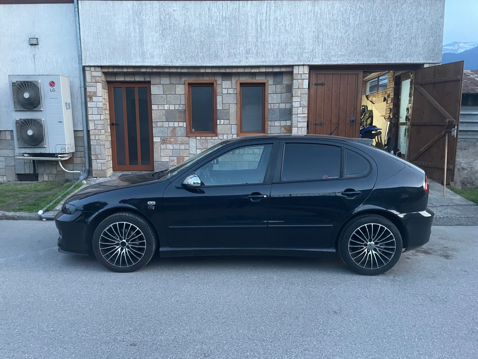 Seat Leon  - изображение 4