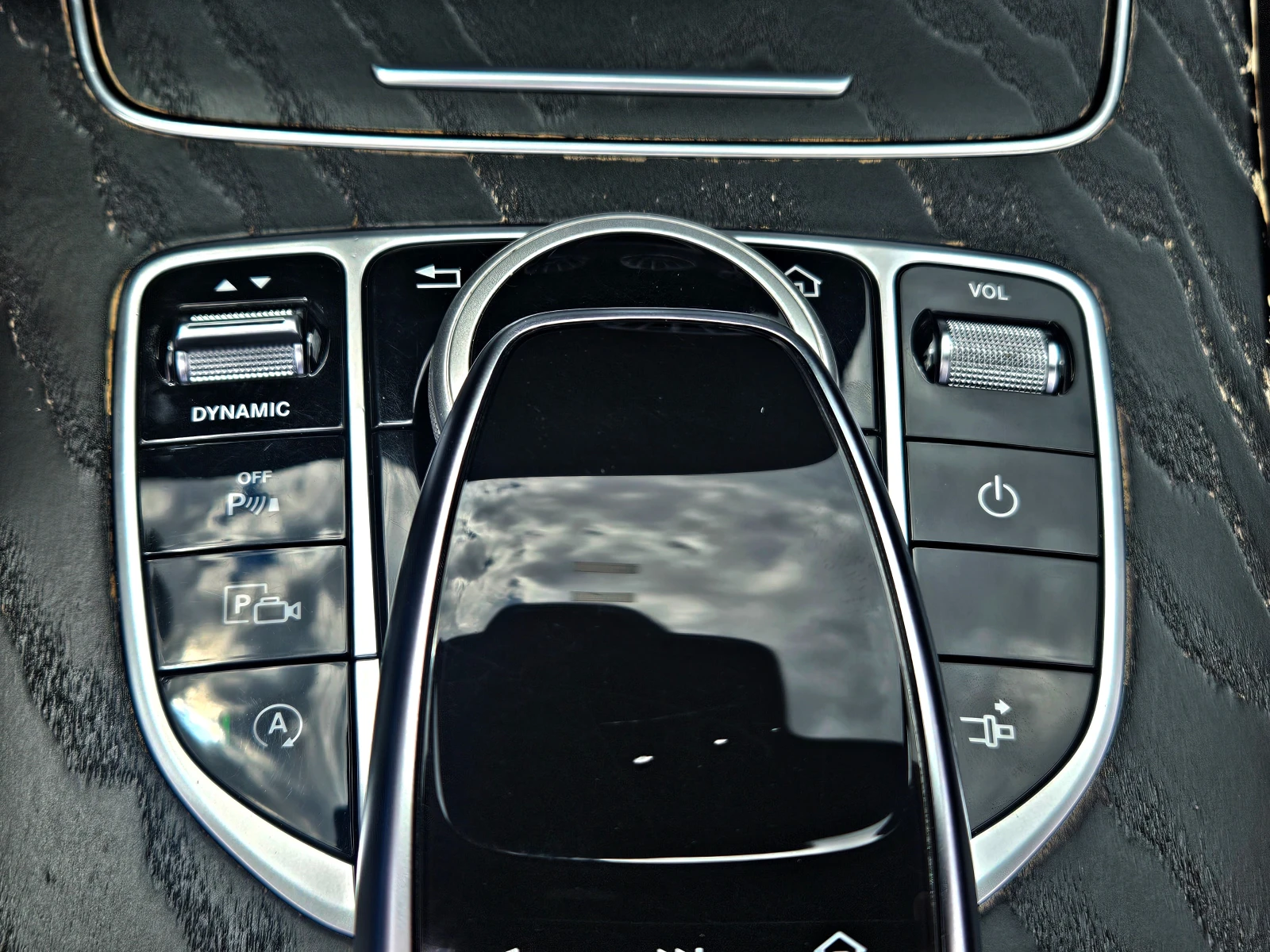 Mercedes-Benz E 400 AMG/4MAT/DISTRONIC///CAMERA/AMBIENT | Mobile.bg   11