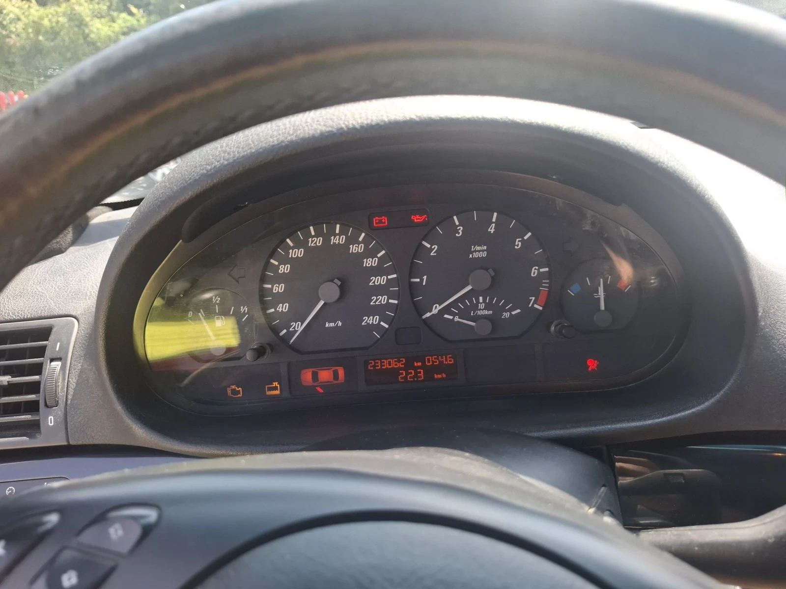 BMW 320 Ci - изображение 8