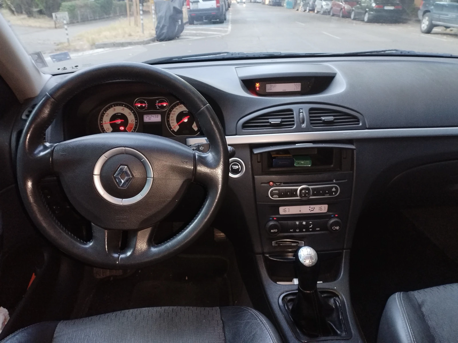 Renault Laguna  - изображение 9
