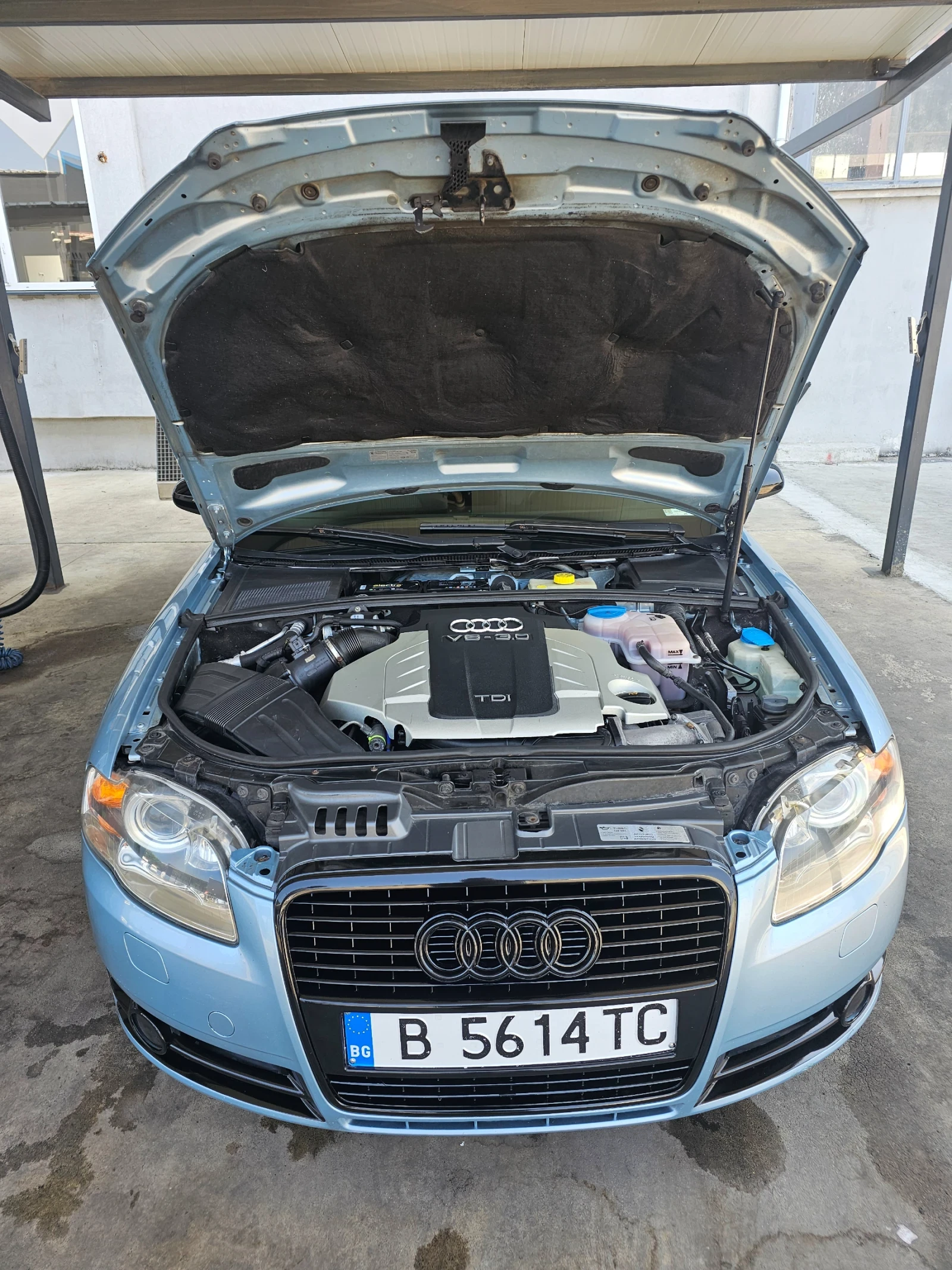 Audi A4 3.0 TDI 4x4 - изображение 7