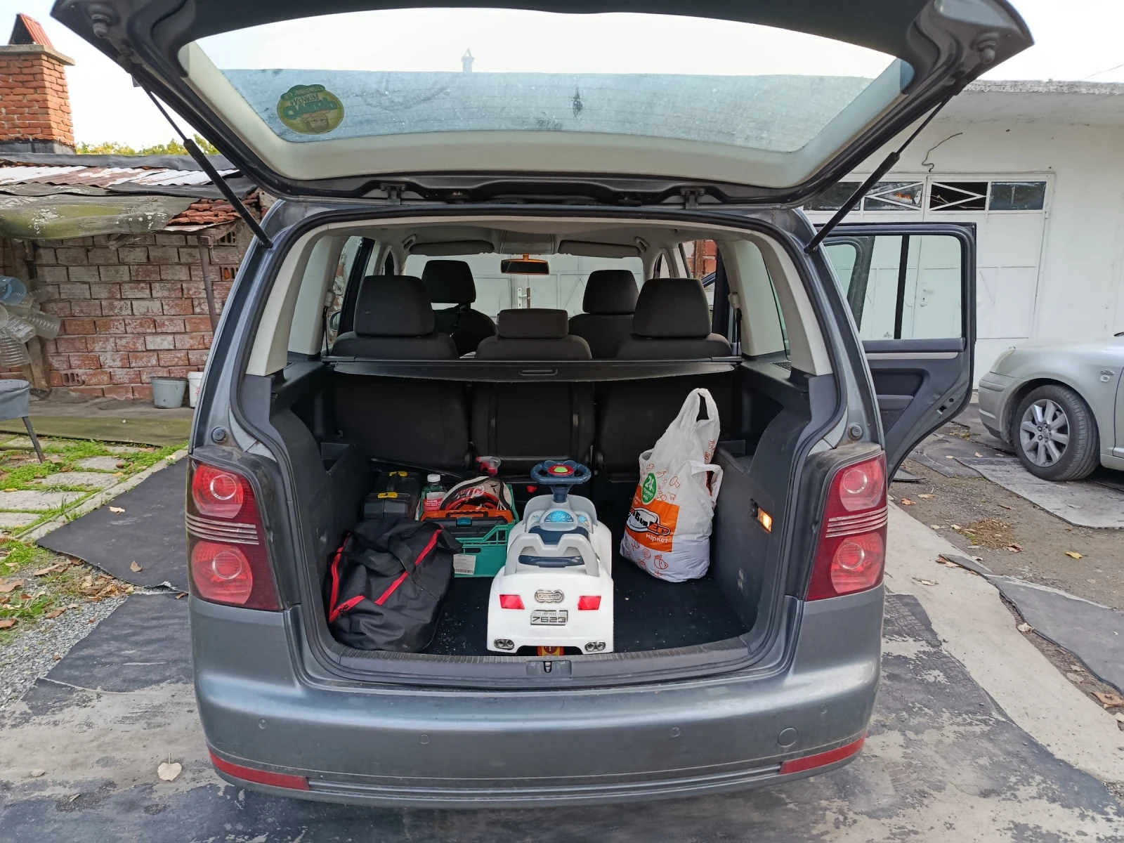 VW Touran 2.0 tdi - изображение 3