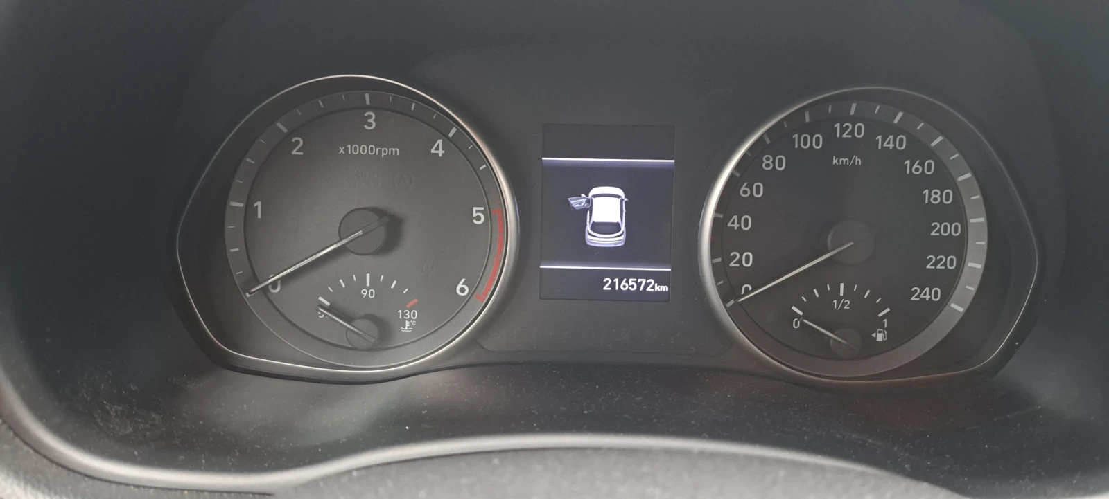 Hyundai I30 1.6 CRDI  110 �.�. DCT  | Mobile.bg � ����������� 16