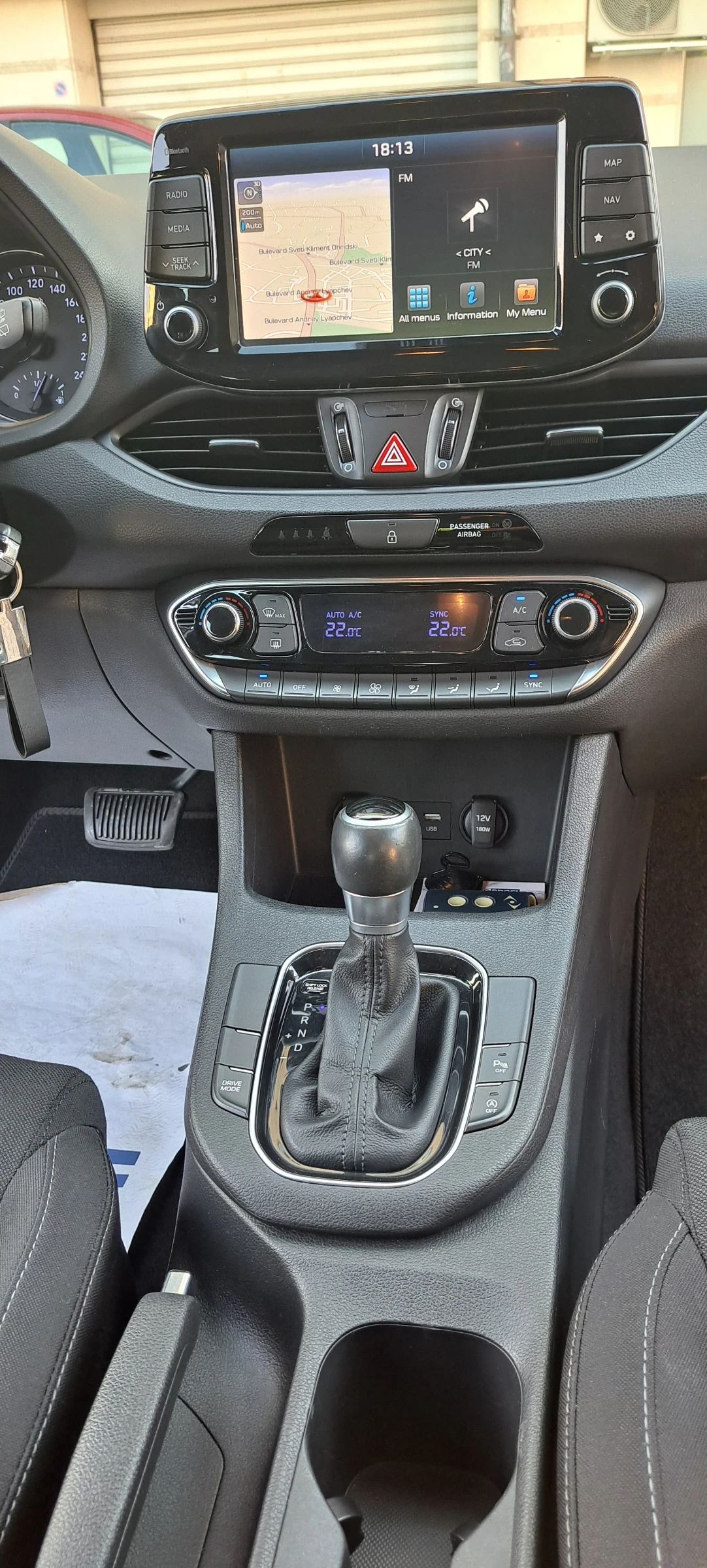 Hyundai I30 1.6 CRDI  110 �.�. DCT  | Mobile.bg � ����������� 11