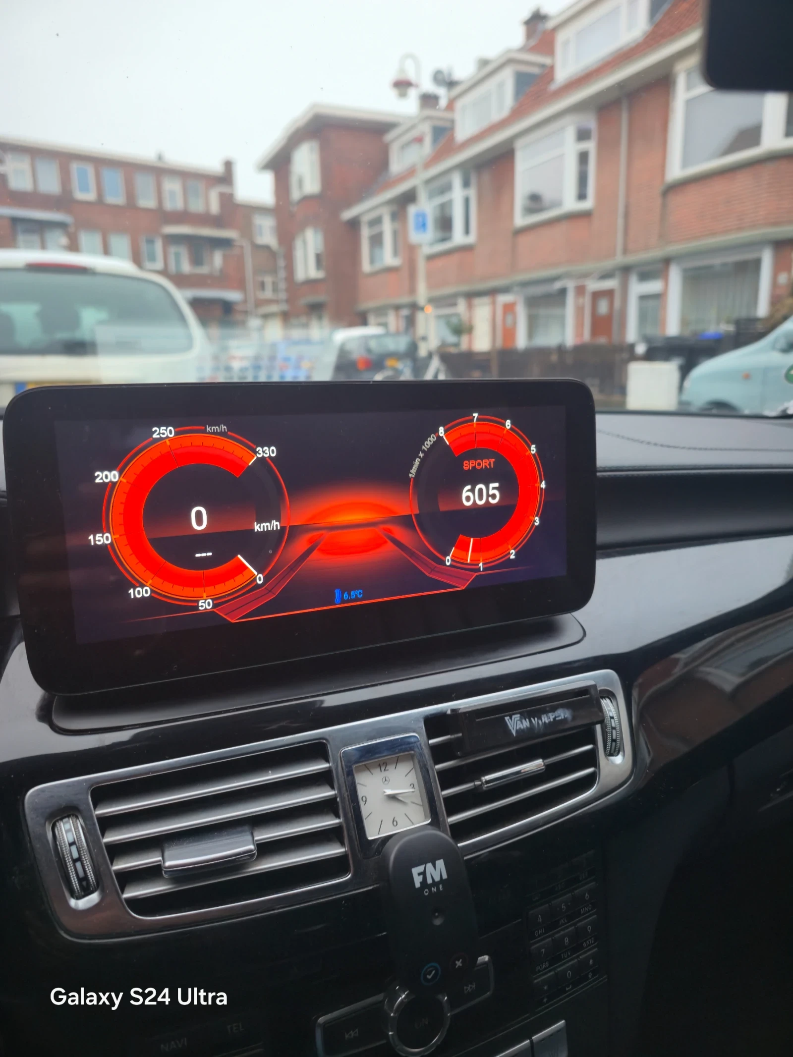 Mercedes-Benz CLS 350  - изображение 9