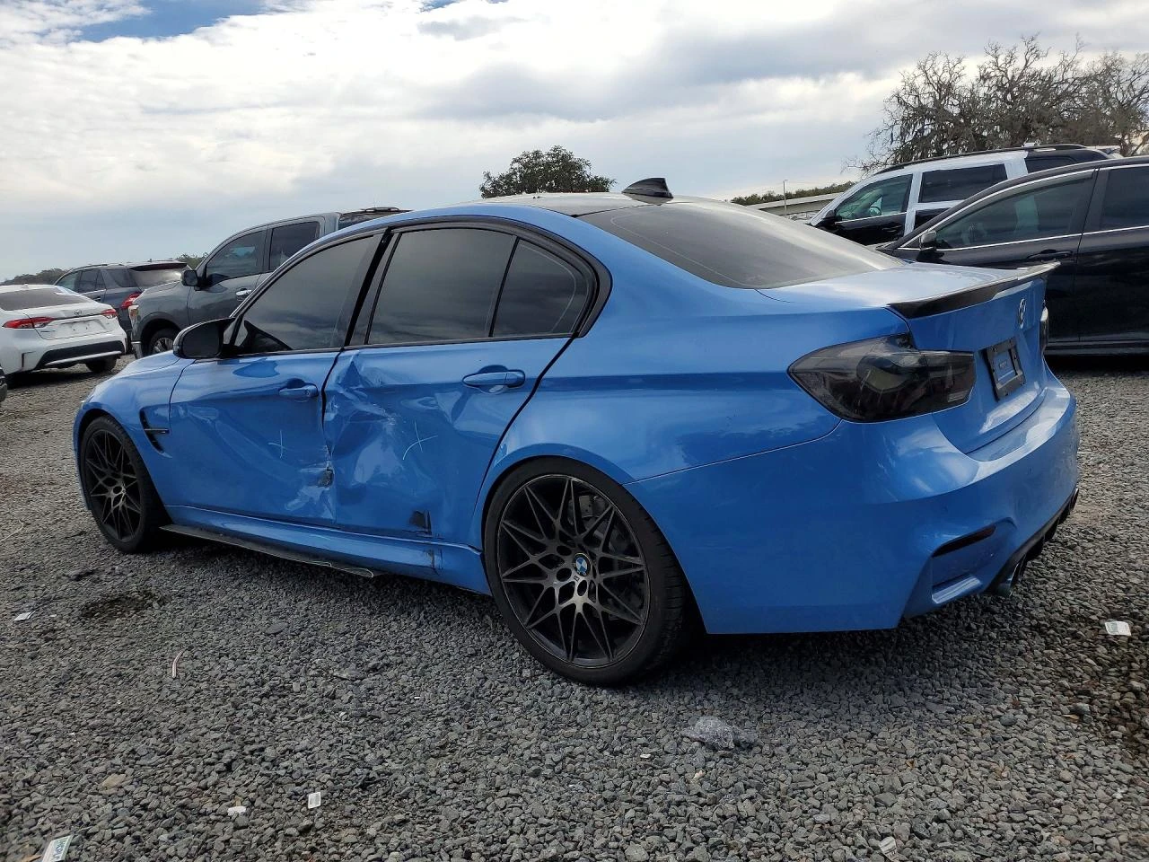 BMW M3 * HEAD-UP* CAMERA* �������* CARBON*  | Mobile.bg � ����������� 2