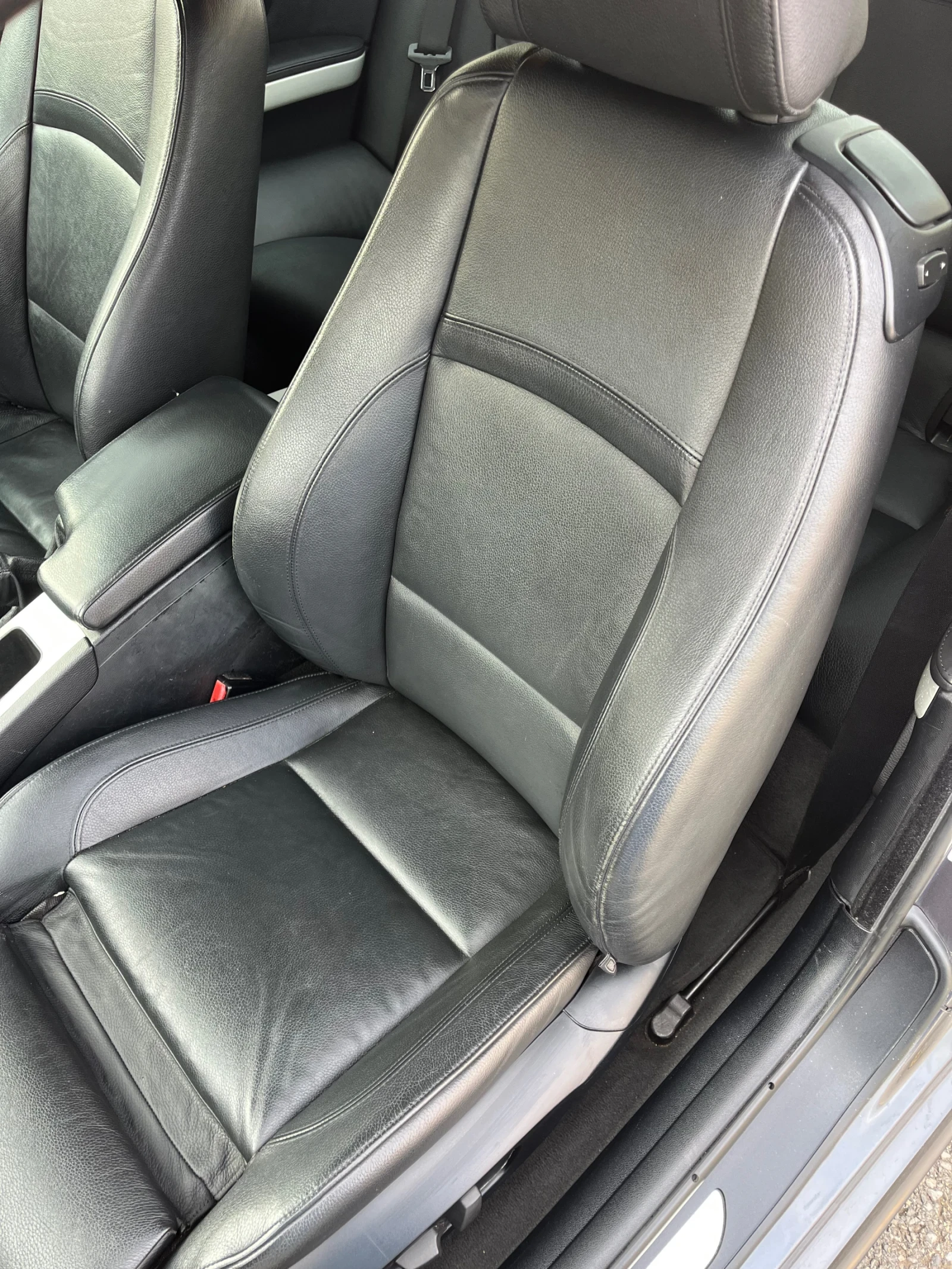 BMW 330 330 D  M sport, снимка 9 - Автомобили и джипове - 54231364