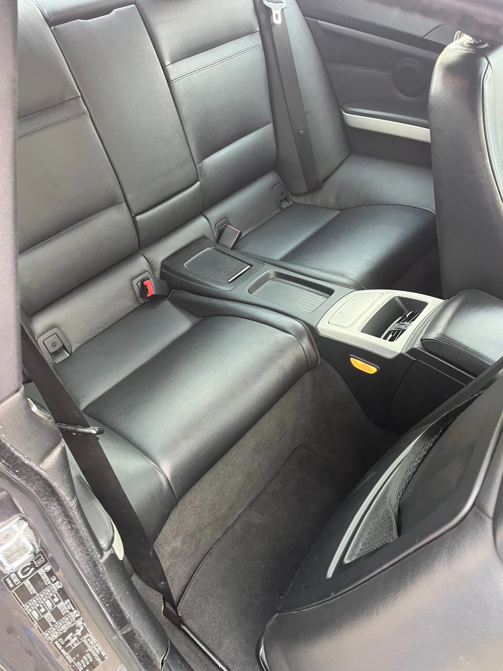 BMW 330 330 D  M sport, снимка 15 - Автомобили и джипове - 54231364