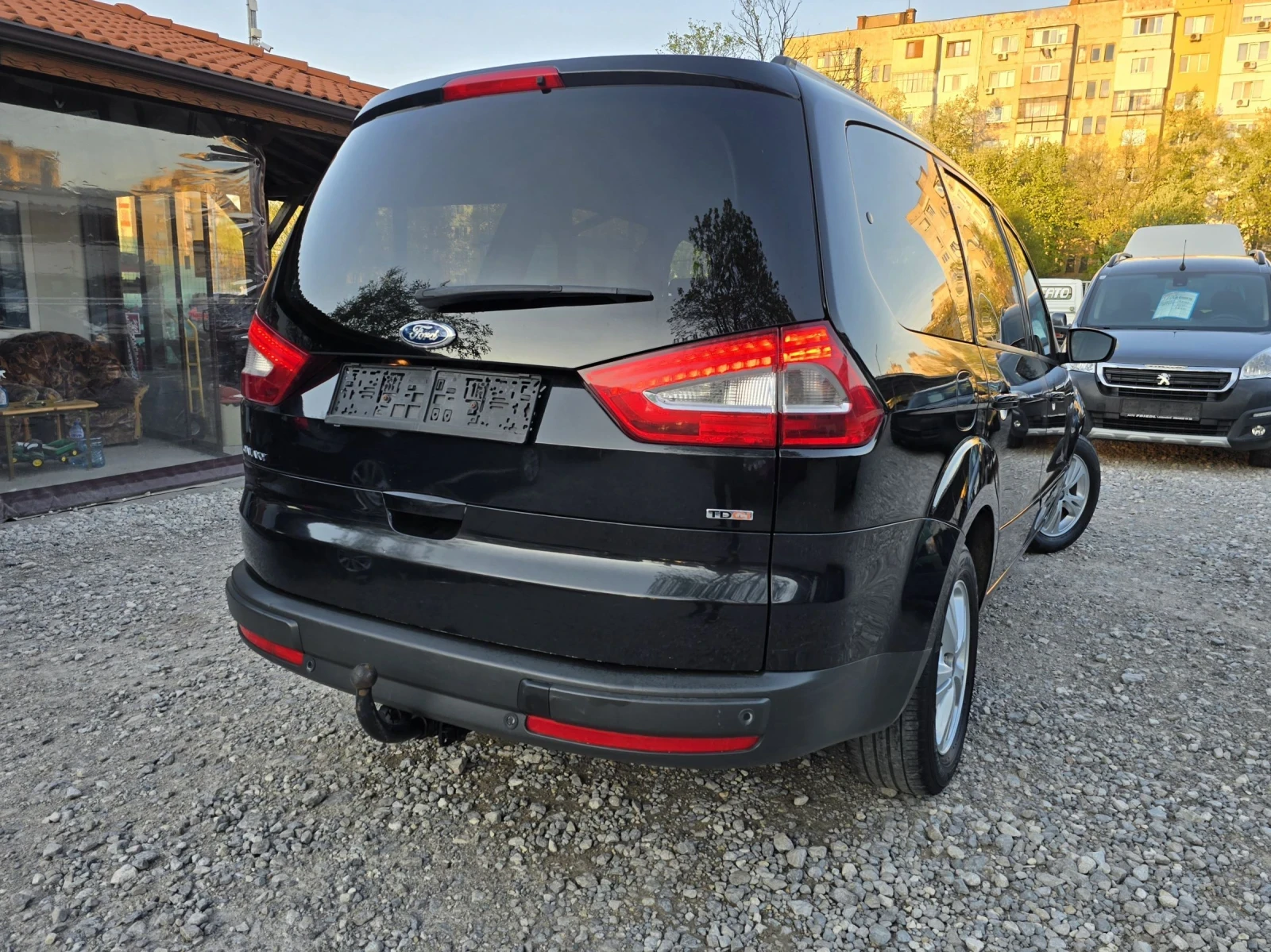 Ford Galaxy 2.0TDCI 140 FACELIFT , снимка 3 - Автомобили и джипове - 54263274
