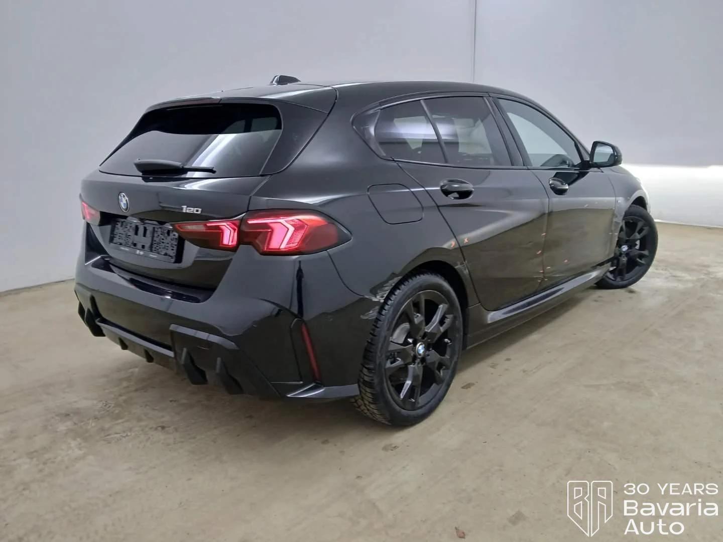 BMW 120 M Sport Paket Steptronic, снимка 3 - Автомобили и джипове - 54345070