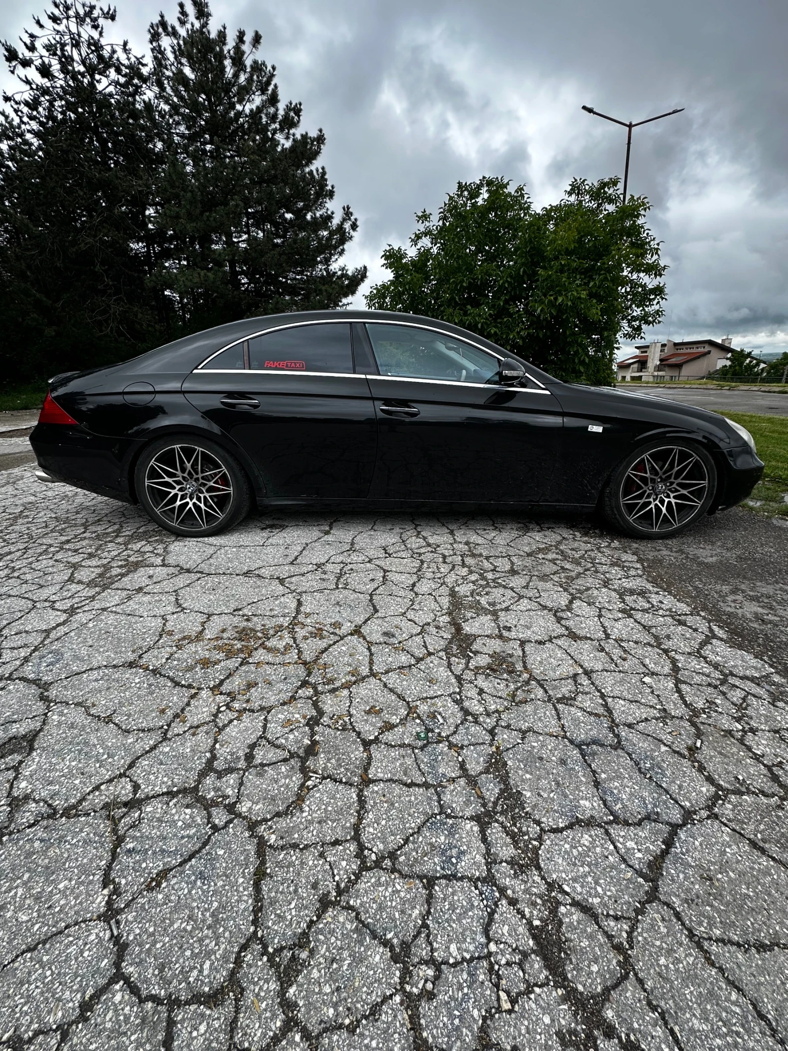 Mercedes-Benz CLS 320 3.2CDI, снимка 4 - Автомобили и джипове - 54395915