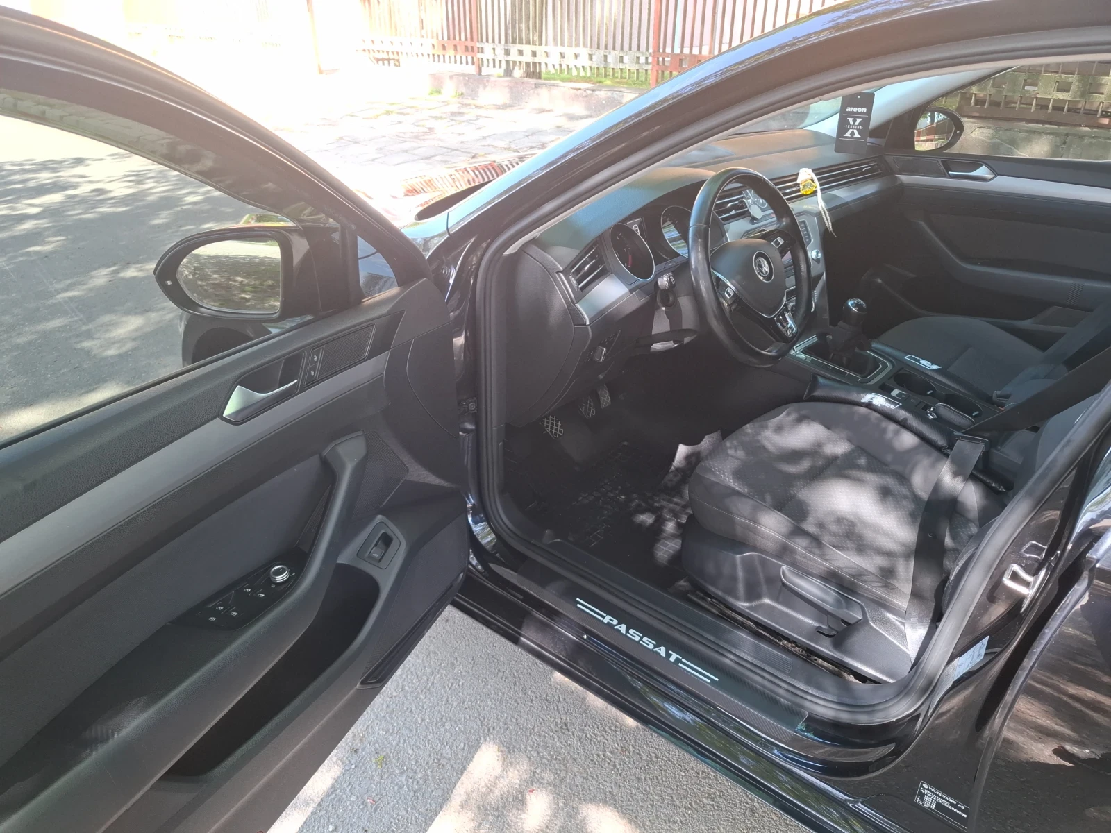 VW Passat 1.6TDI 2015, снимка 9 - Автомобили и джипове - 54399516