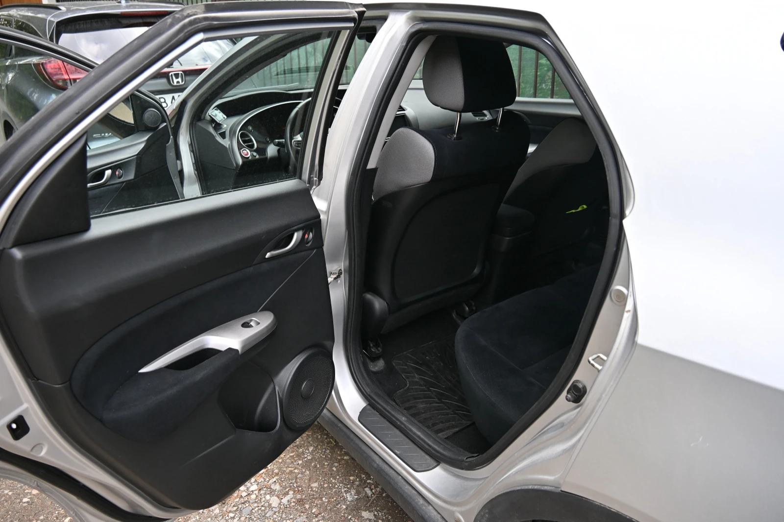 Honda Civic 2.2 CDTI, снимка 9 - Автомобили и джипове - 54441964