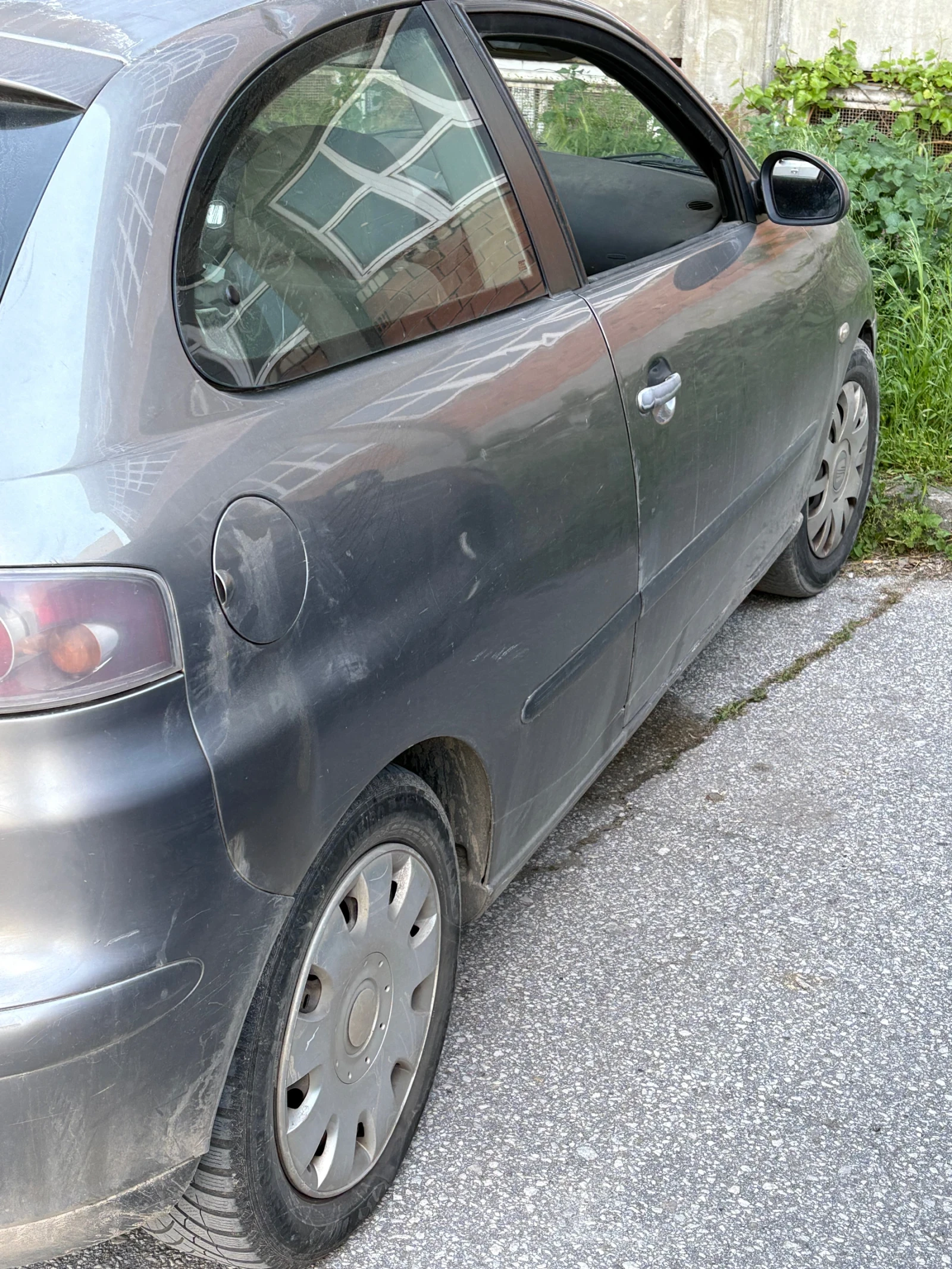 Seat Ibiza 1.4 TDI, снимка 4 - Автомобили и джипове - 54693182