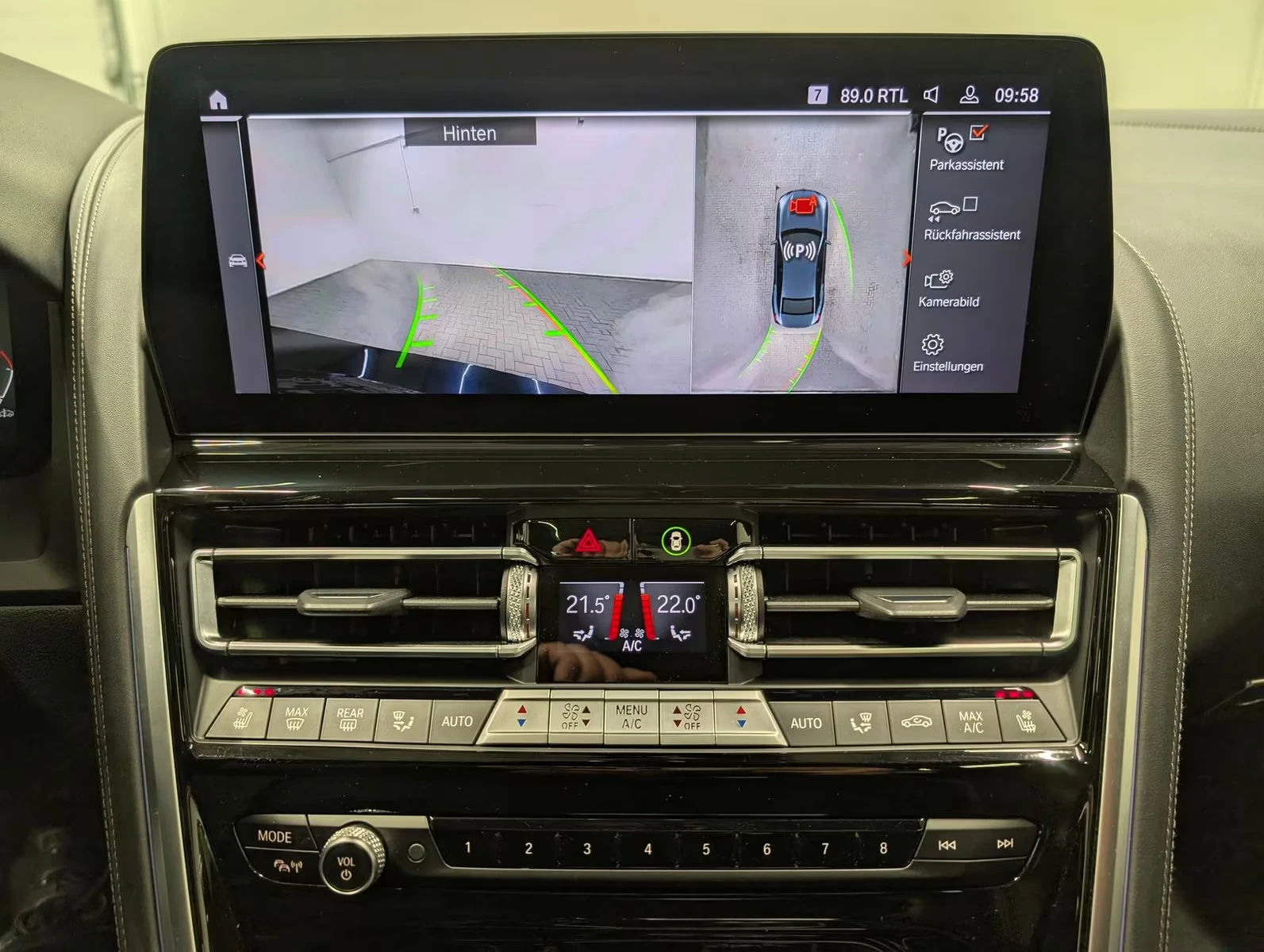 BMW 850 xDRIVE/GRANCOUPE/360/HUD/PANO/LASER/ACC/H&K/468z, снимка 15 - Автомобили и джипове - 54823259