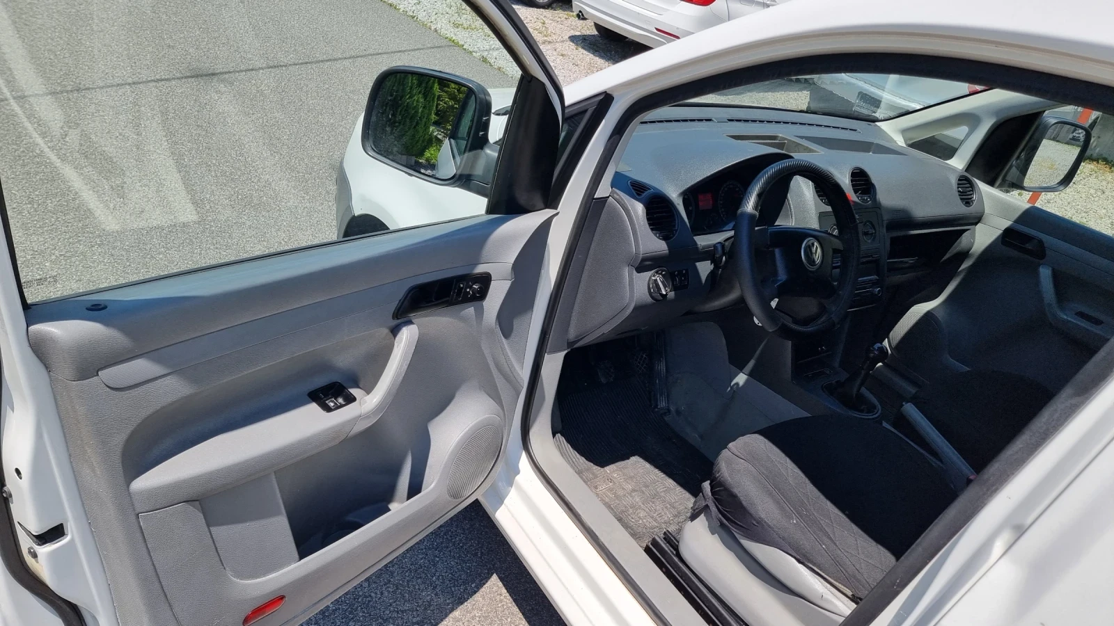VW Caddy 1.9TDI EURO4, снимка 7 - Автомобили и джипове - 55047403