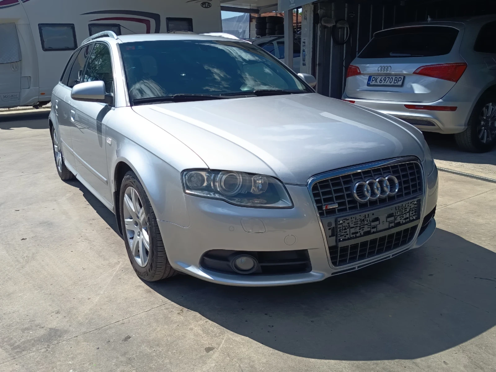 Audi A4 2.0tdi guttro, снимка 2 - Автомобили и джипове - 55235696