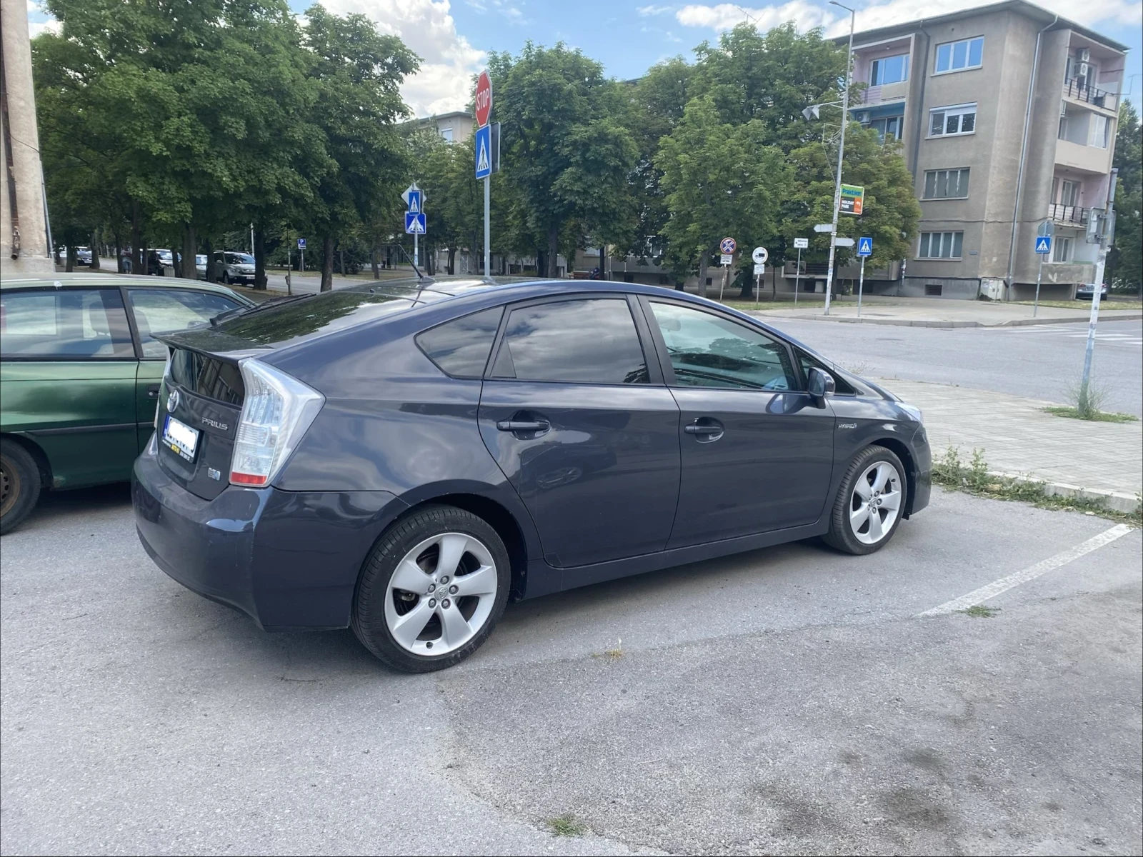 Toyota Prius, снимка 4 - Автомобили и джипове - 55236016