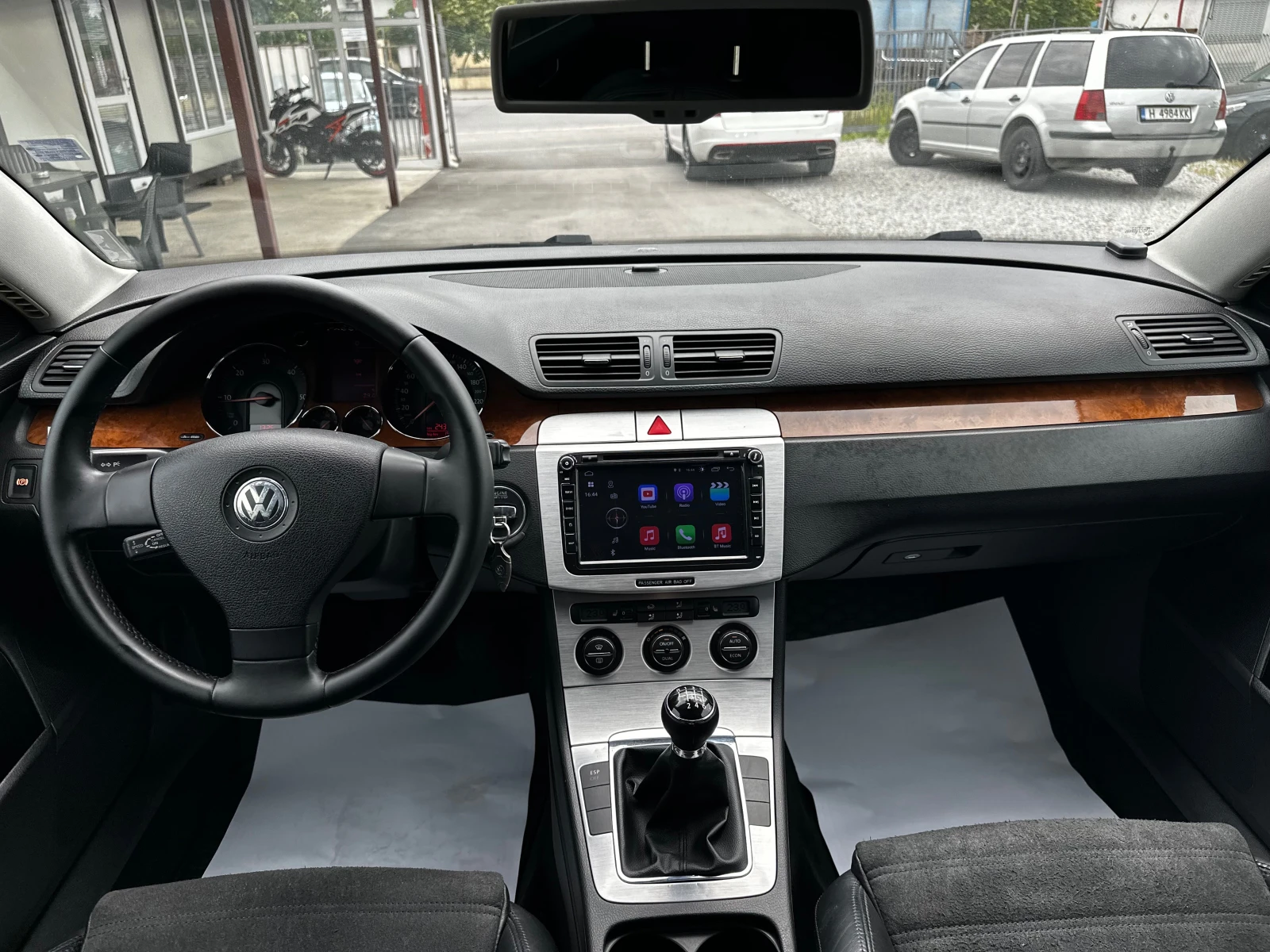 VW Passat 2.0TDI 140к.с Highline, снимка 9 - Автомобили и джипове - 55434246
