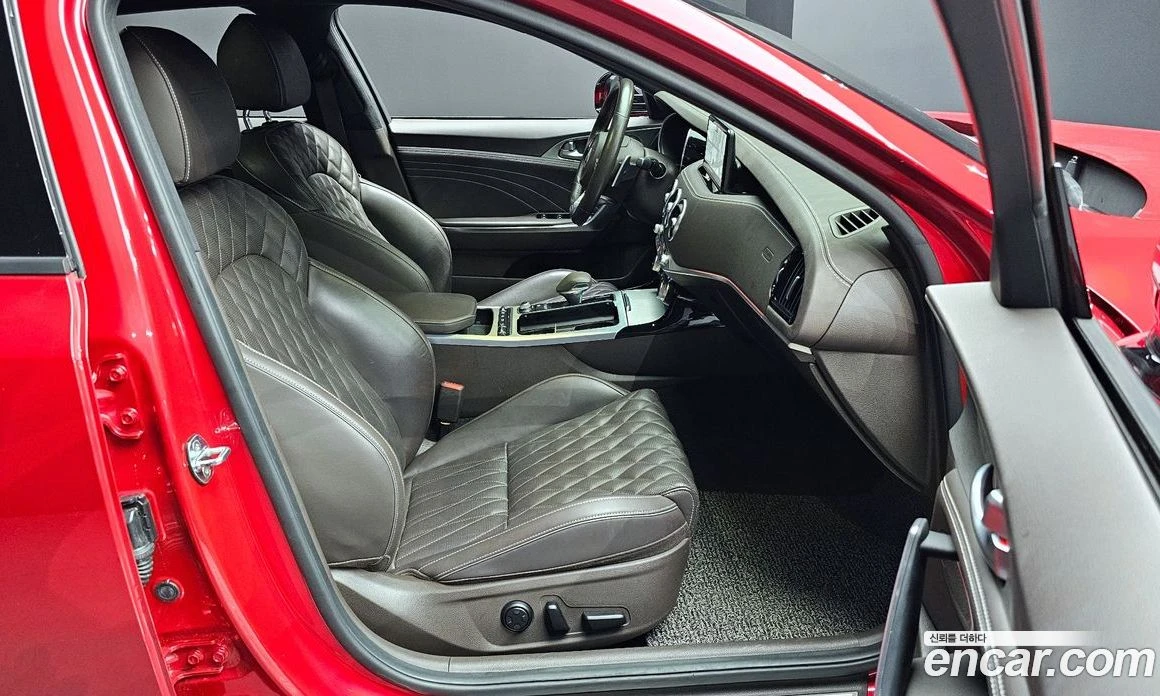 Kia Stinger 3.3 GT Masters Turbo Package, снимка 11 - Автомобили и джипове - 55676739
