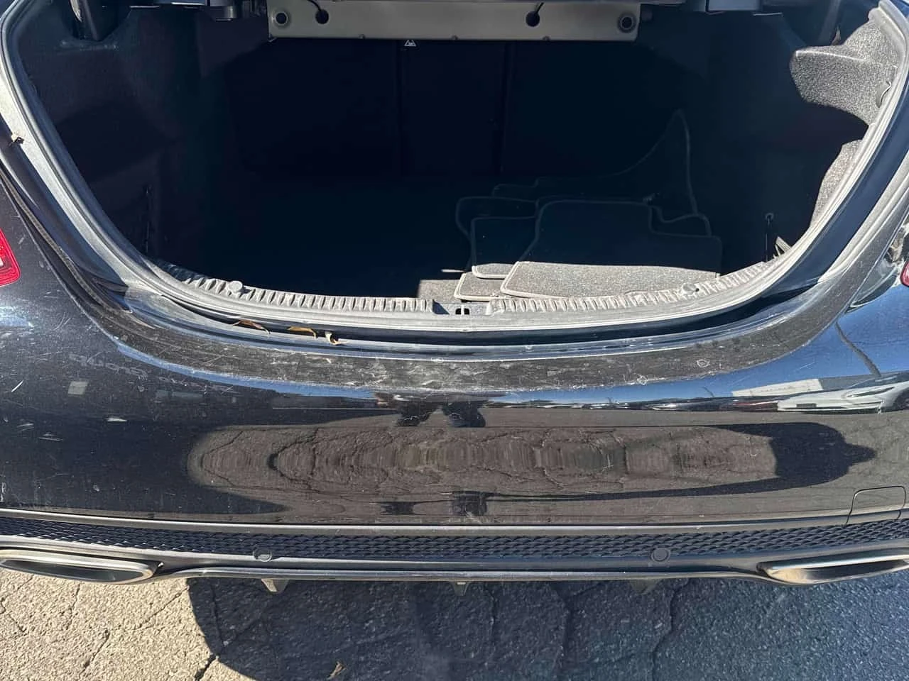 Mercedes-Benz C 300 * CARFAX * ОПЦИЯ ЗА ФИНАНСИРАНЕ, снимка 13 - Автомобили и джипове - 56252911
