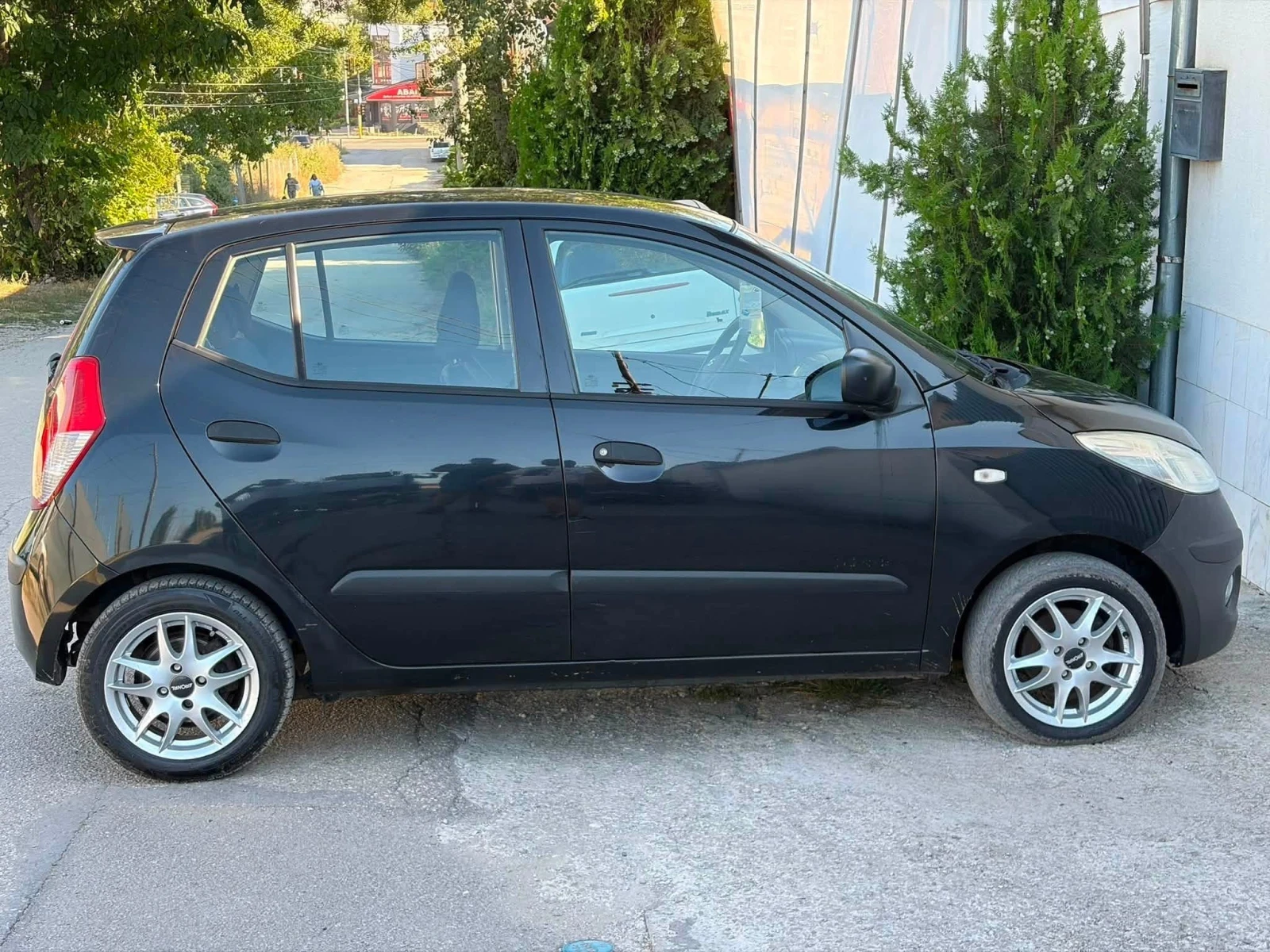 Hyundai I10 Колата е в много добро състояние, снимка 4 - Автомобили и джипове - 56285472