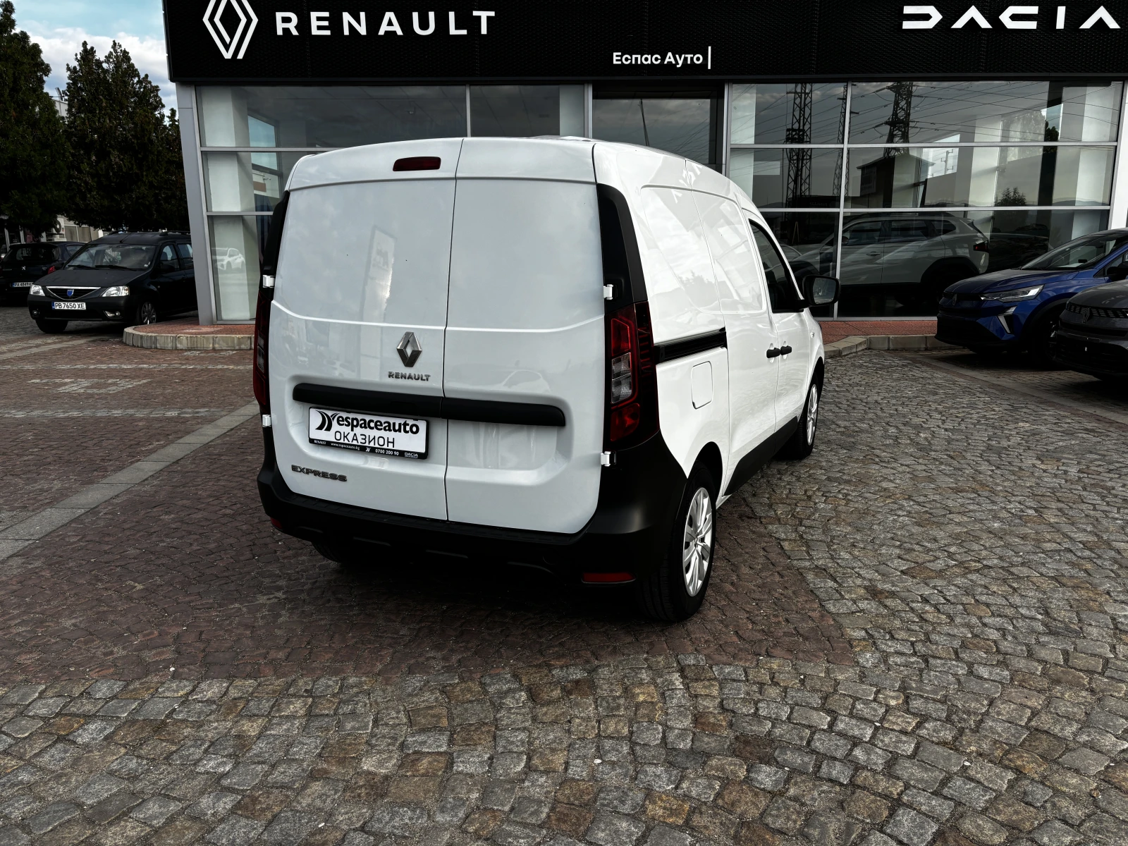 Renault Express 1.5dCi/ 75к.с., снимка 5 - Автомобили и джипове - 56457916