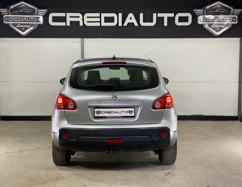 Nissan Qashqai 2.0i GAS, снимка 5 - Автомобили и джипове - 48285334