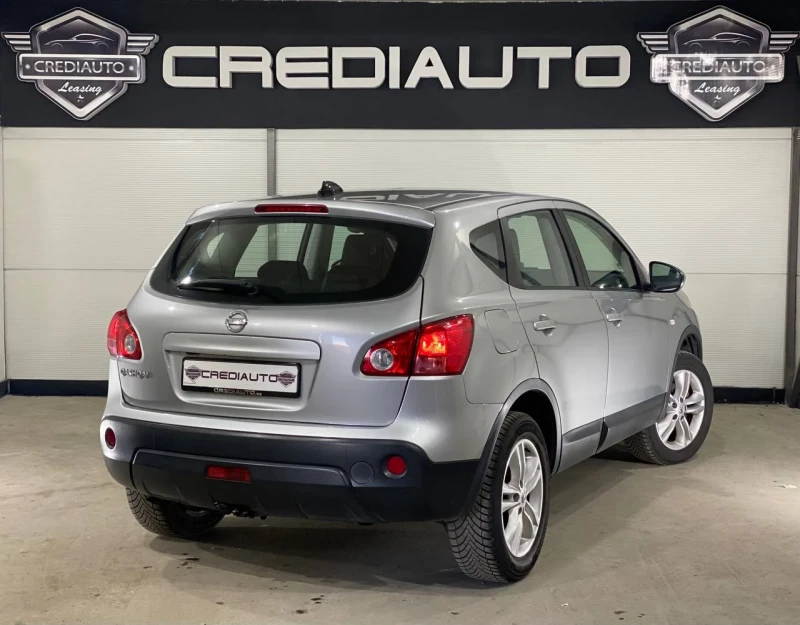 Nissan Qashqai 2.0i GAS, снимка 4 - Автомобили и джипове - 48285334