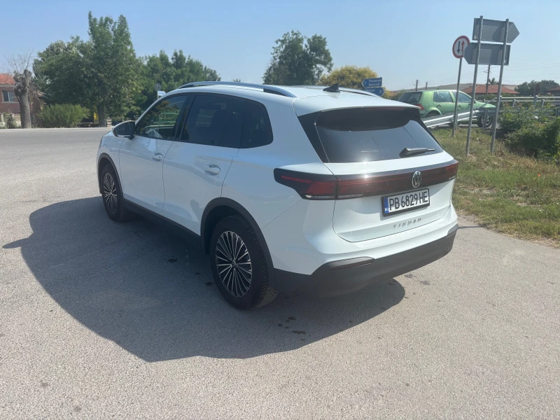 VW Tiguan 2.0 TDI Автомат, снимка 5 - Автомобили и джипове - 52112189