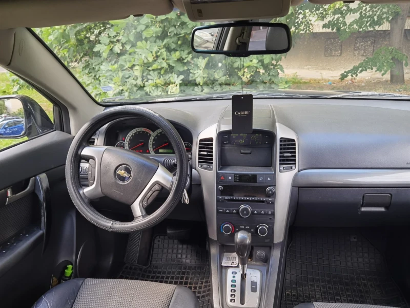 Chevrolet Captiva, снимка 7 - Автомобили и джипове - 52657198