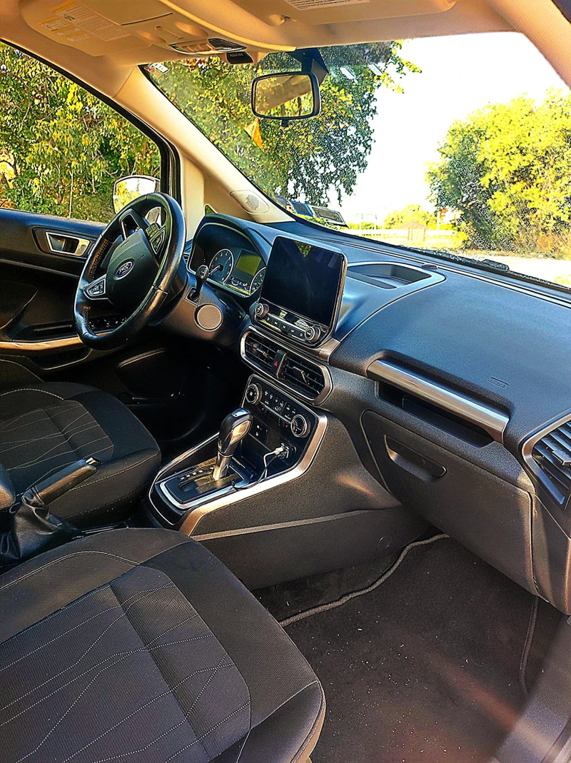 Ford EcoSport SE 2.0 4x4 Automatic 38000км, снимка 13 - Автомобили и джипове - 52657174