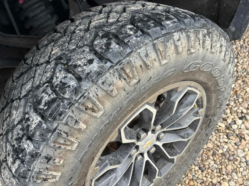 Chevrolet Colorado * 4WD ZR2 * CARFAX * , снимка 15 - Автомобили и джипове - 52951243