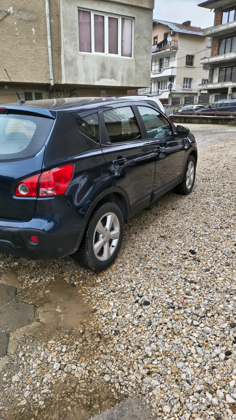 Nissan Qashqai 1.6, снимка 3 - Автомобили и джипове - 53033511