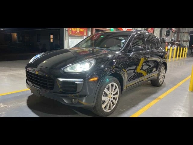 Porsche Cayenne  Platinum Edition, снимка 1 - Автомобили и джипове - 48584329