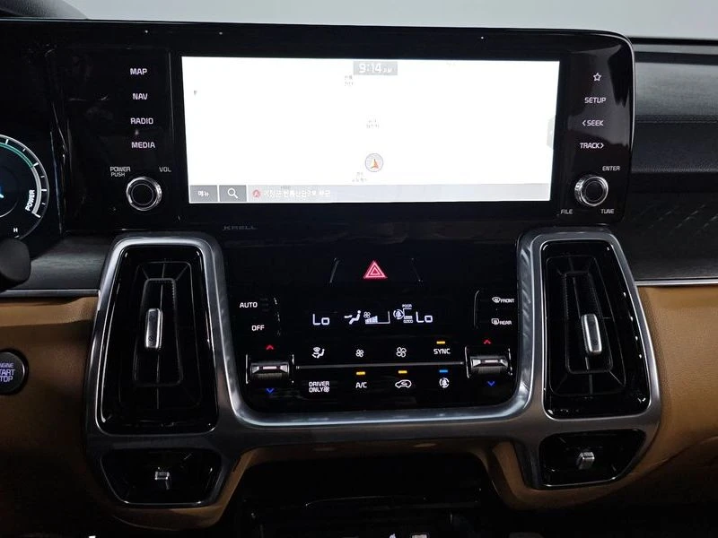 Kia Sorento HEV 1.6 4WD| 227к.с., снимка 15 - Автомобили и джипове - 56068469