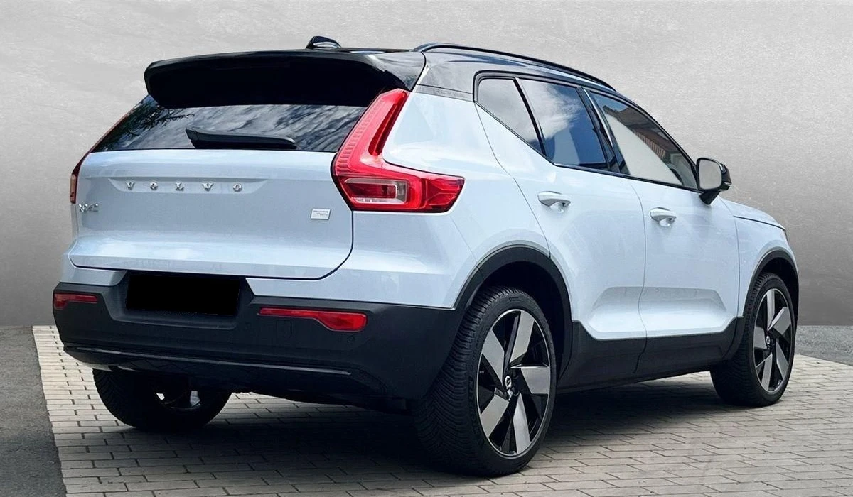 Volvo XC40 Recharge AWD Plus = NEW= Гаранция - изображение 3