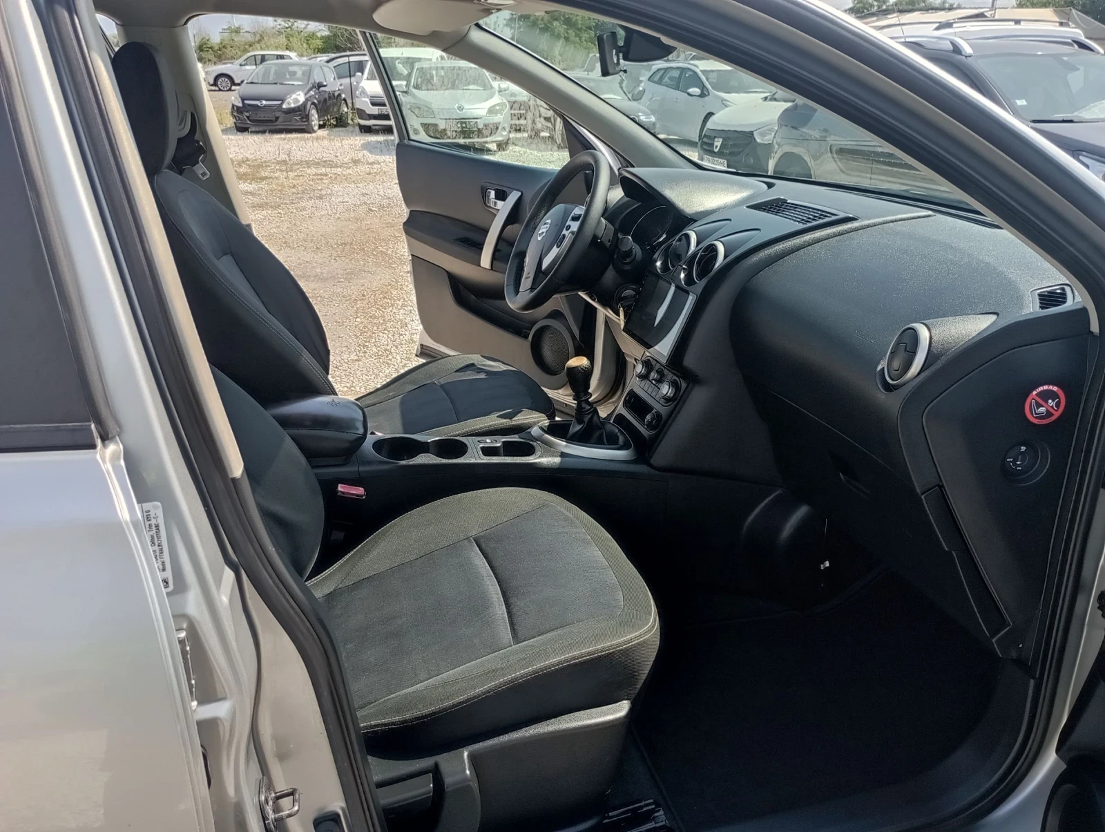 Nissan Qashqai 1.5DCI, 6 скорости, Италия  - изображение 7