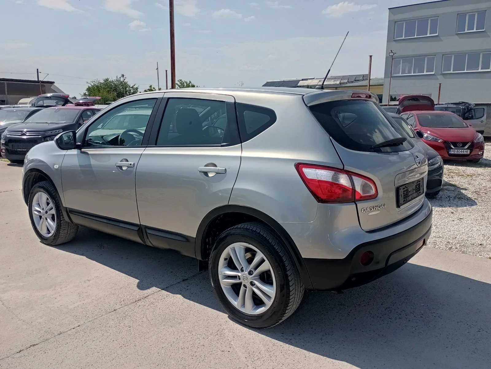 Nissan Qashqai 1.5DCI, 6 скорости, Италия  - изображение 6