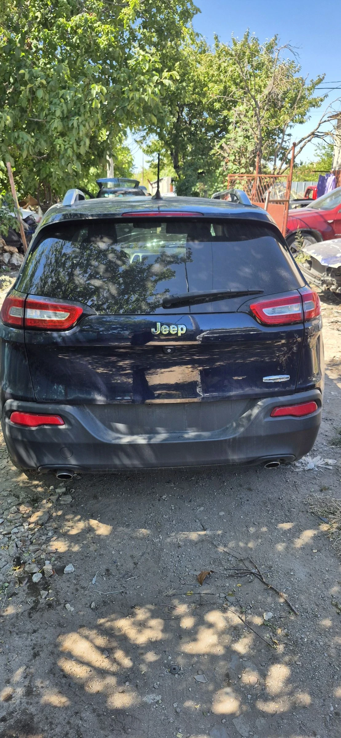 Jeep Cherokee  - изображение 3