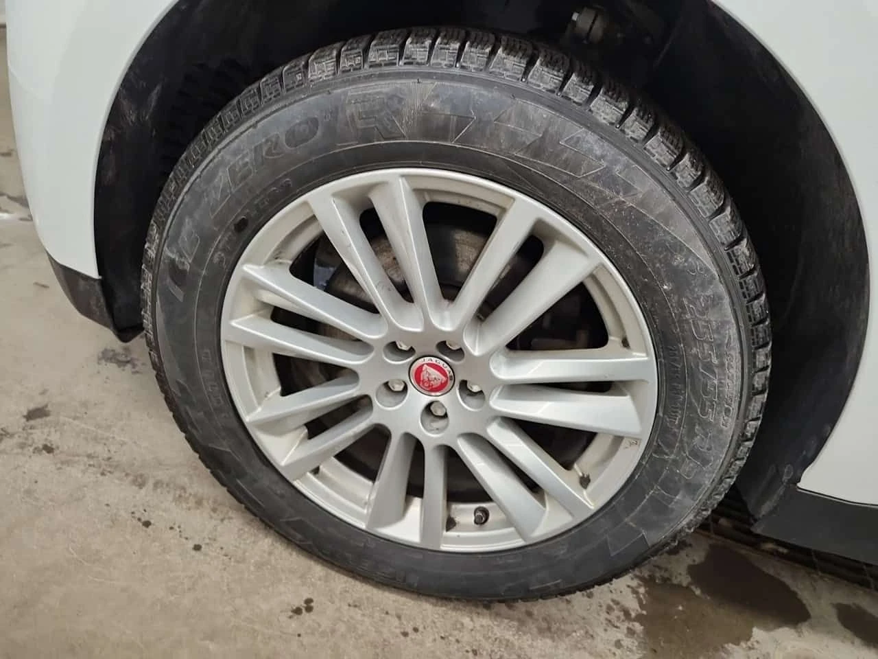 Jaguar F-PACE * 35T PRESTIGE * CARFAX * ЦЕНА ДО БГ, снимка 6 - Автомобили и джипове - 54082074