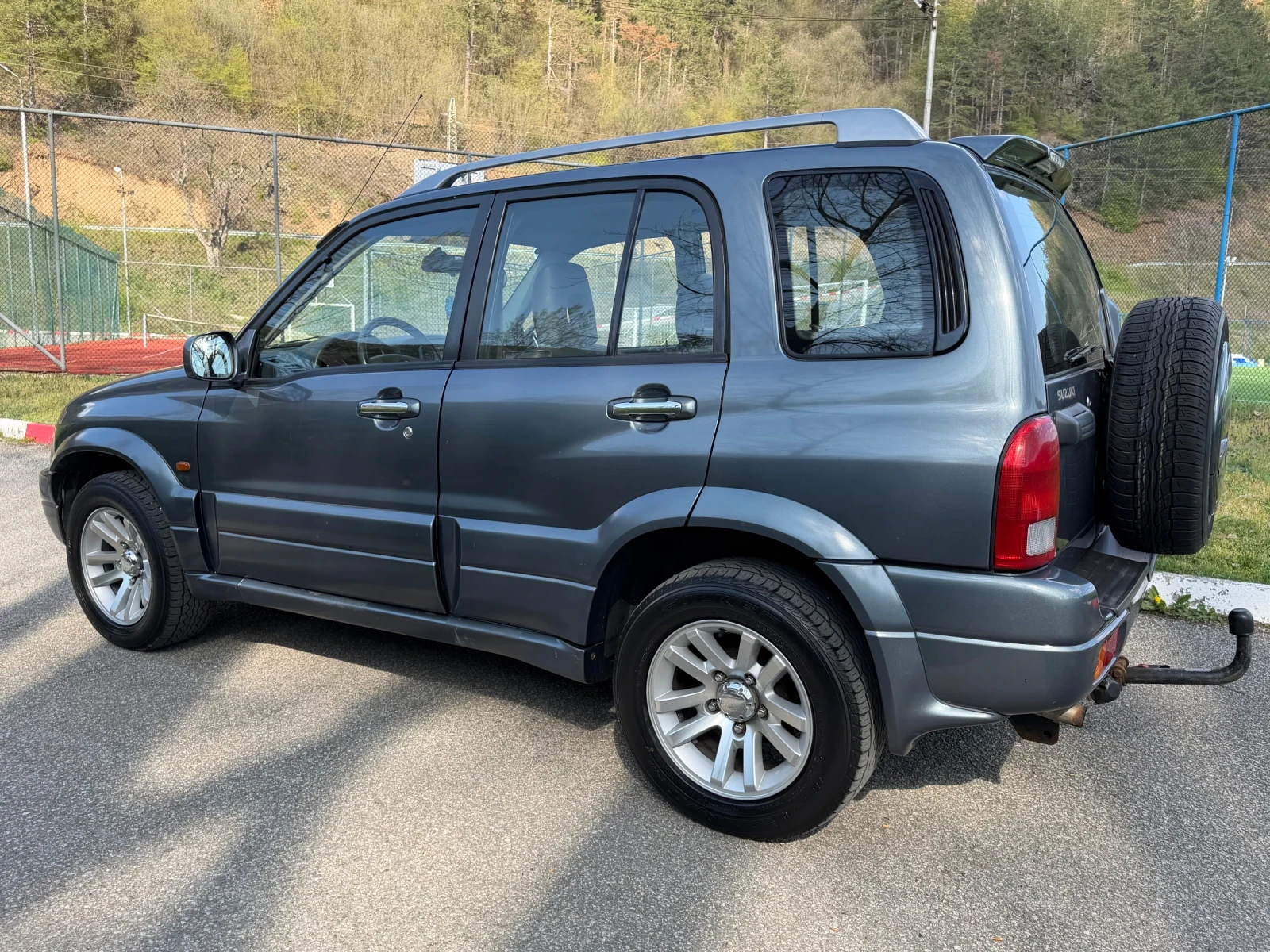 Suzuki Grand vitara 2.0HDI FACELIFT, снимка 5 - Автомобили и джипове - 54339329