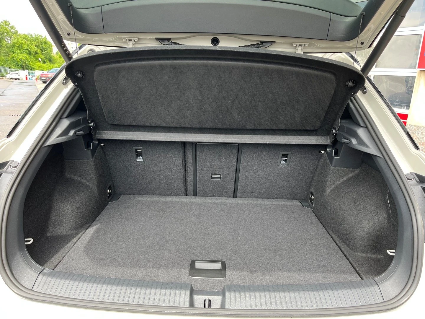 VW T-Roc | Mobile.bg � ����������� 4