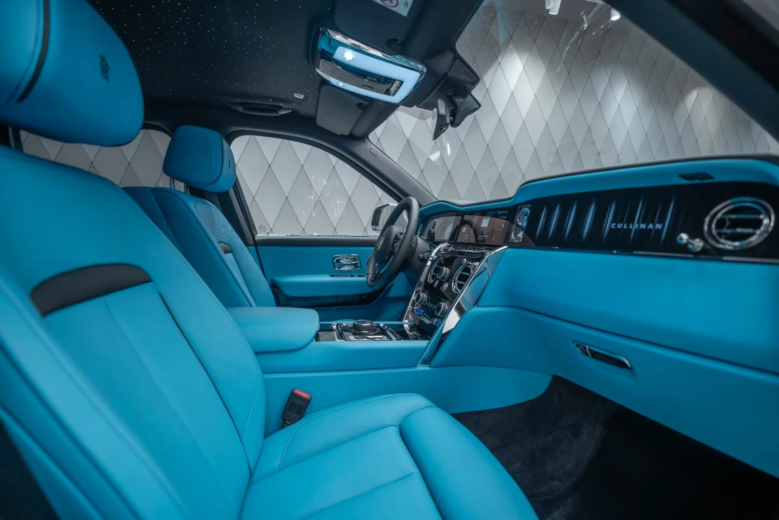Rolls-Royce Cullinan MANSORY / V12 / BESPOKE / SHOOTING STAR / HEAD UP/ | Mobile.bg � ����������� 14