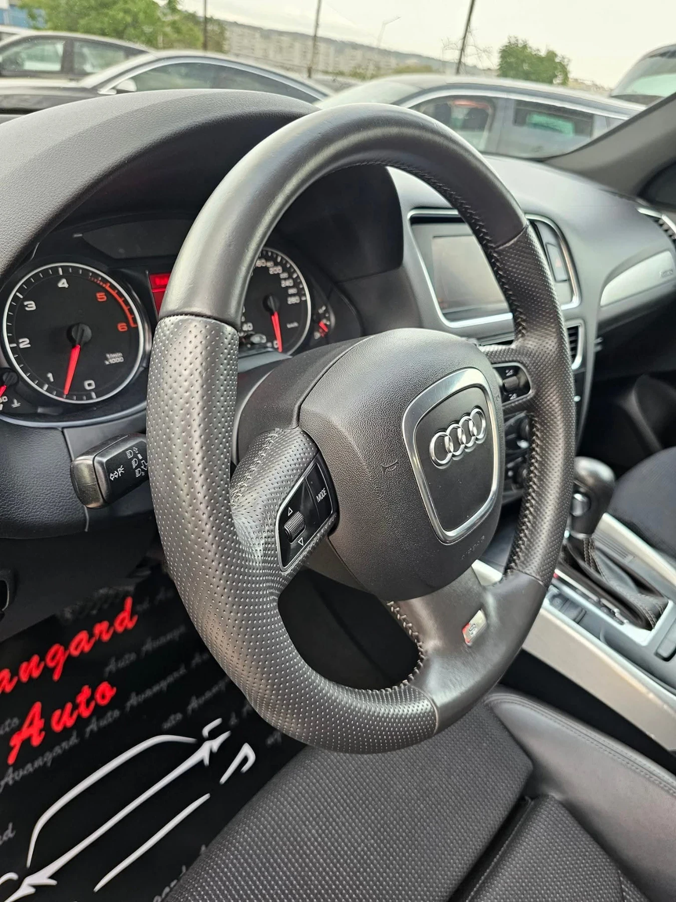 Audi Q5 3.0TDI, S-Line , снимка 12 - Автомобили и джипове - 55467942