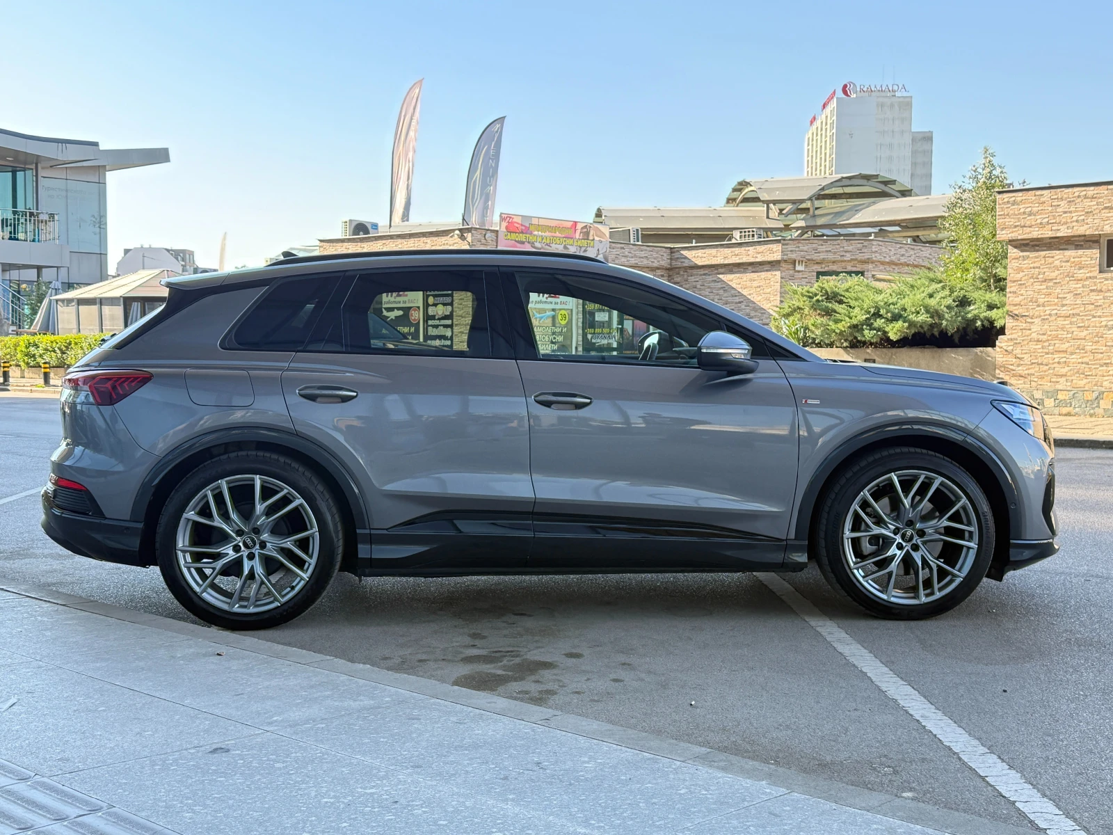 Audi Q4 50 E-tron 82kWh 299кс ФАБРИЧНА ГАРАНЦИЯ ДО 2031г!, снимка 5 - Автомобили и джипове - 55691656