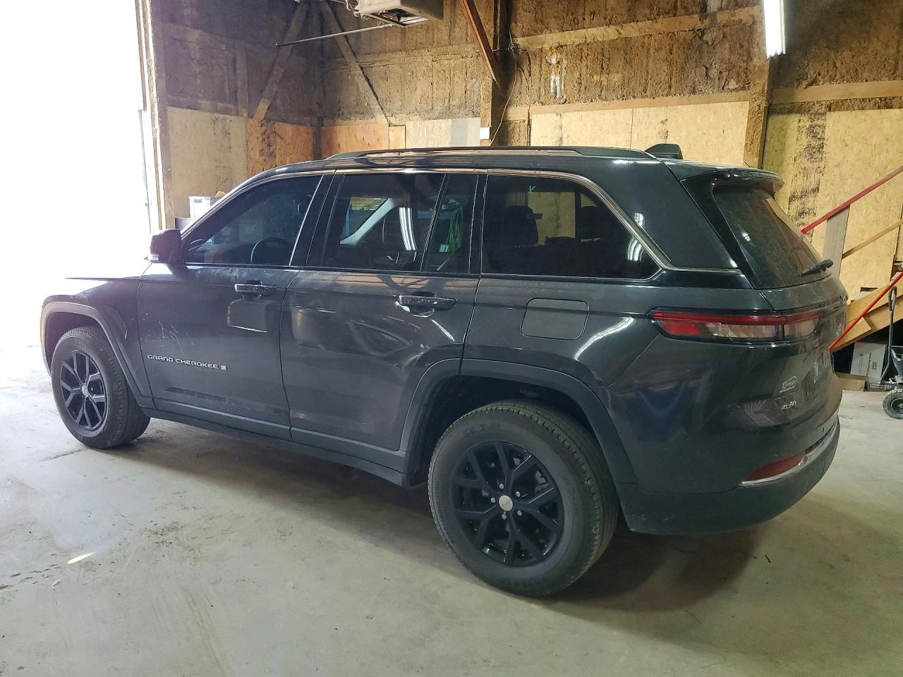 Jeep Grand cherokee 3.6l Limited, снимка 2 - Автомобили и джипове - 55891947